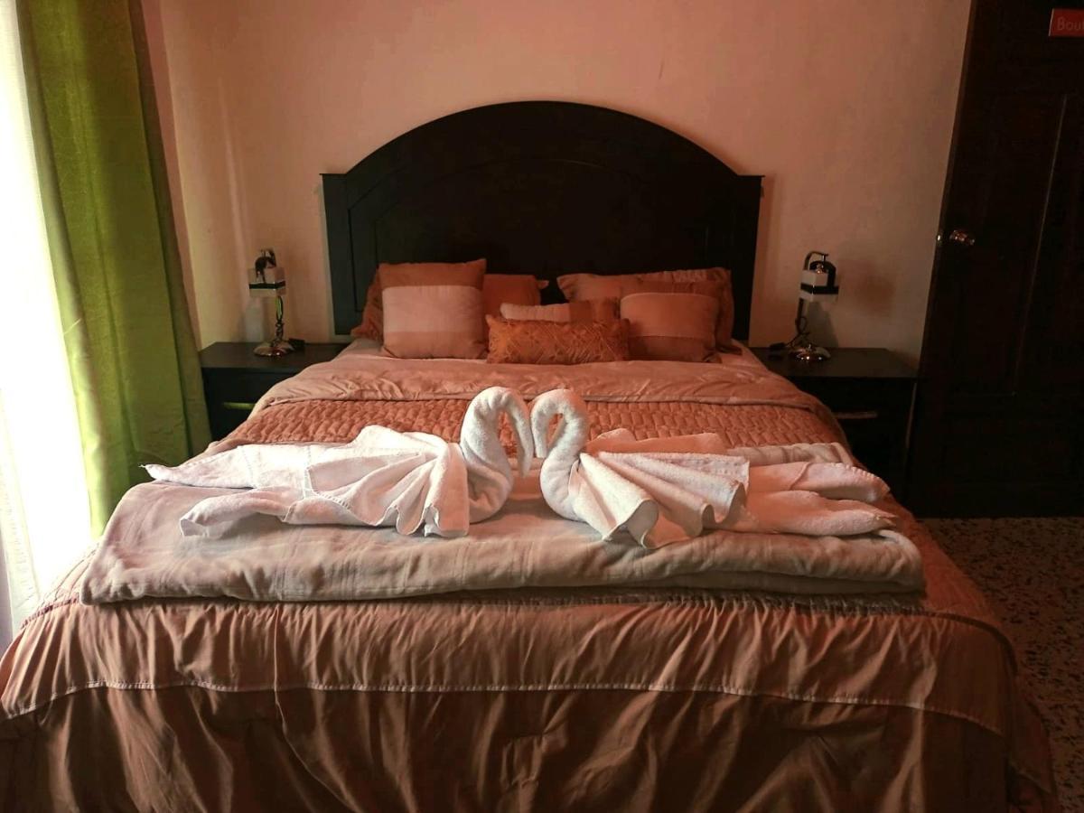 Seven Days Hotel 산페드로술라 외부 사진
